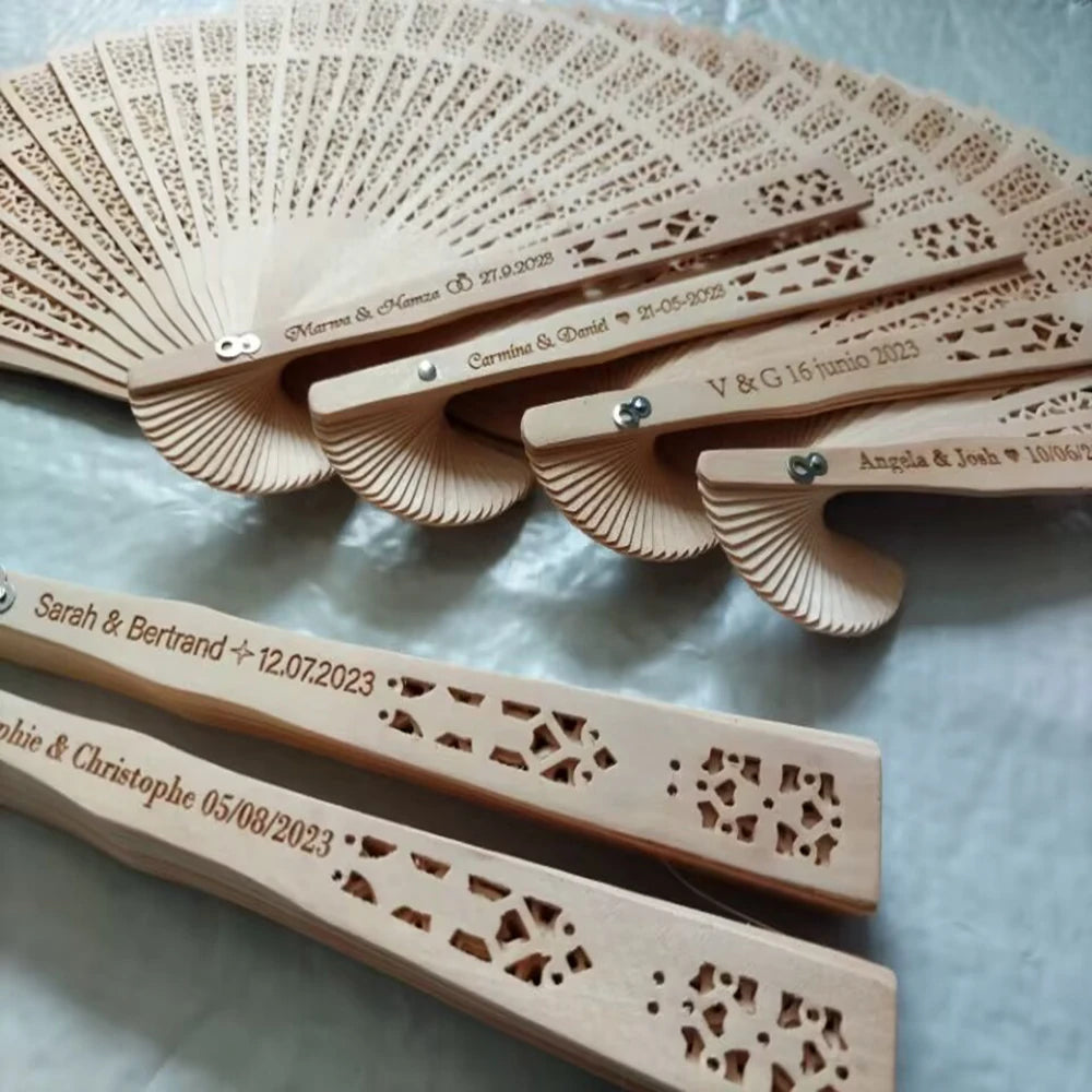 Personalized Customized Wooden Fan Wedding Favors Gifts Sandalwood Hand Fan Party Decoration 20Cm Wood Folding Fan